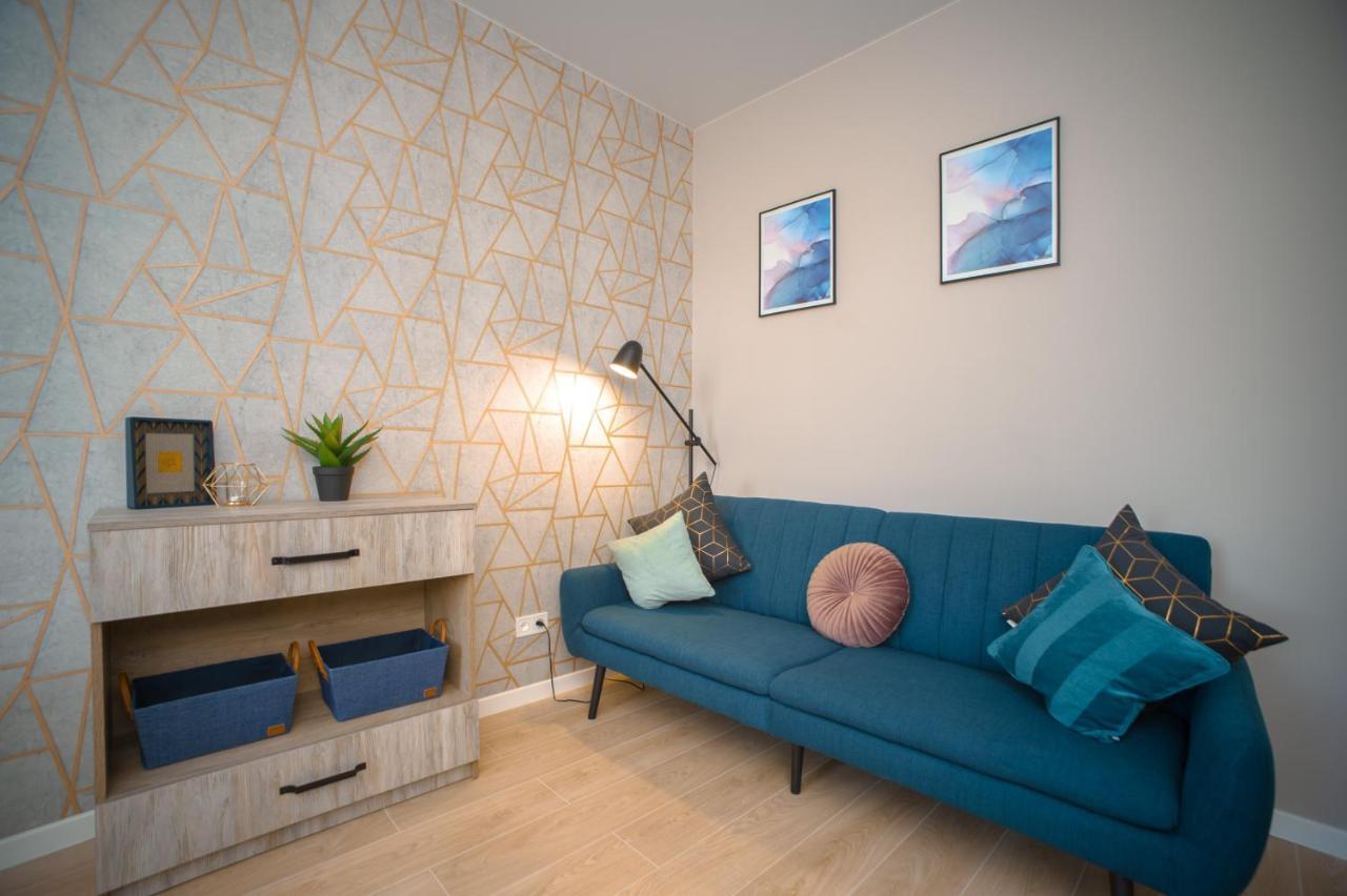 3 Bedroom, 2 Bathroom Apartment Near Forum ลวีฟ ภายนอก รูปภาพ